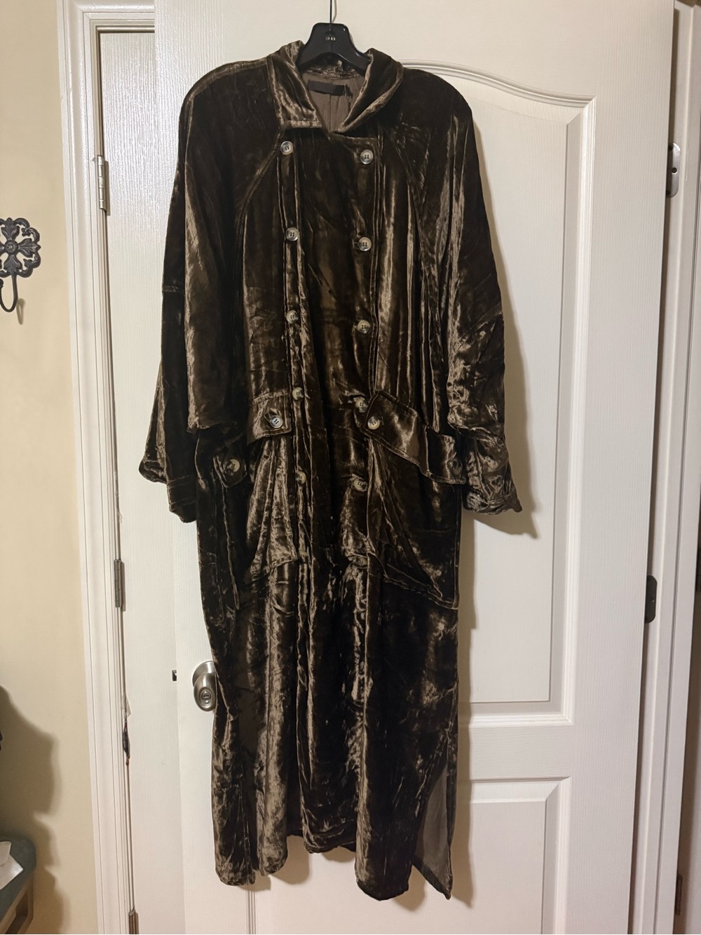Vintage-Inspired Bronze Velvet Long Drape Coat by Nicholas K Size Small